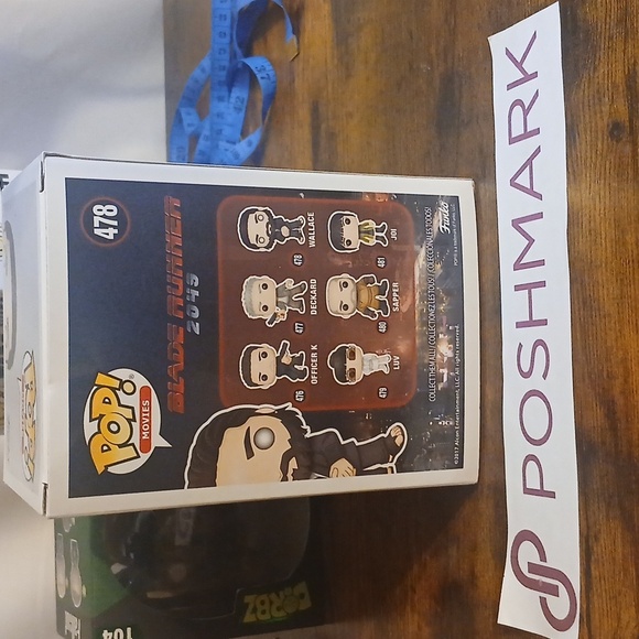 Funko Pop! Blade Runner 2049 Wallace Figure - Black and Brown - Picture 4 of 6